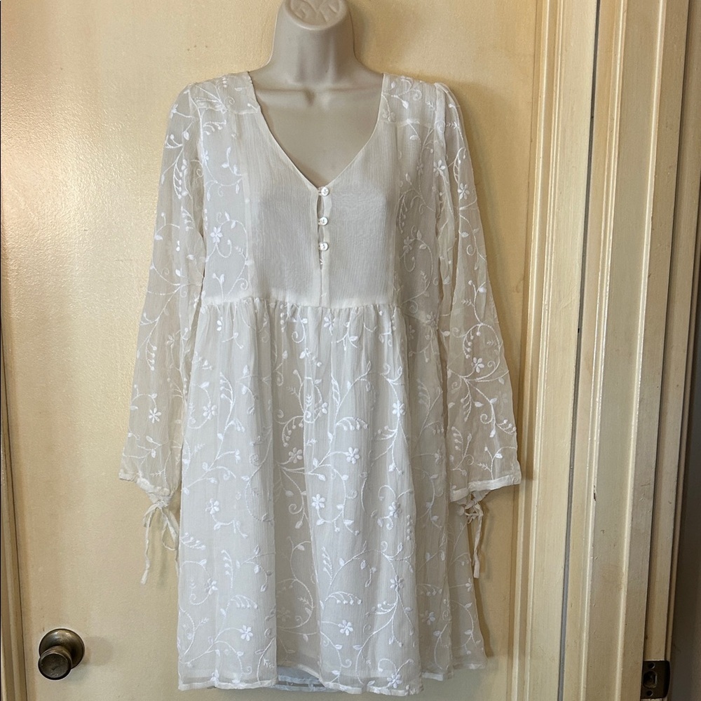 Reistor ivory bemburg lace mini with floral embroidery size XS